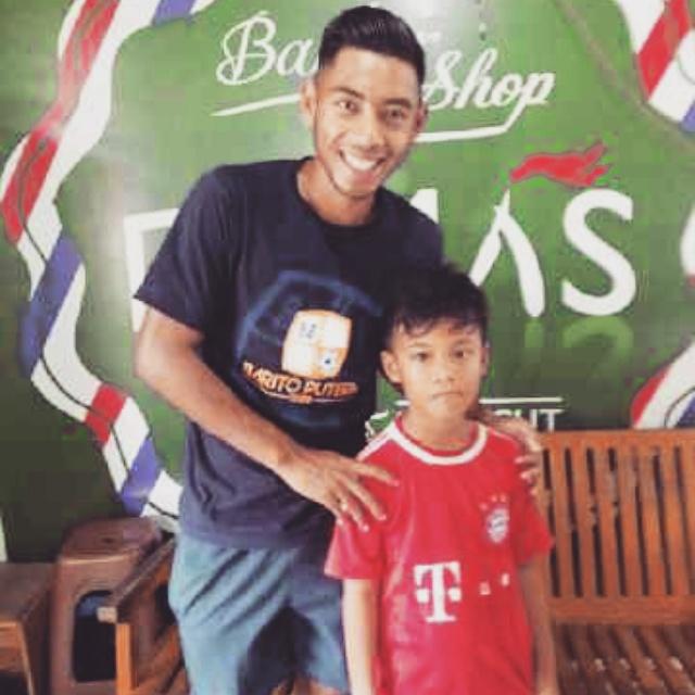 Sama sama, kl ada waktu saya mampir lagi "<a href="/boyhanie_sdc/">boy-dimas barbershop</a>: Makasih bang mau mampir ke <a href="/boyhanie_sdc/">boy-dimas barbershop</a> moga kaga kapok b "