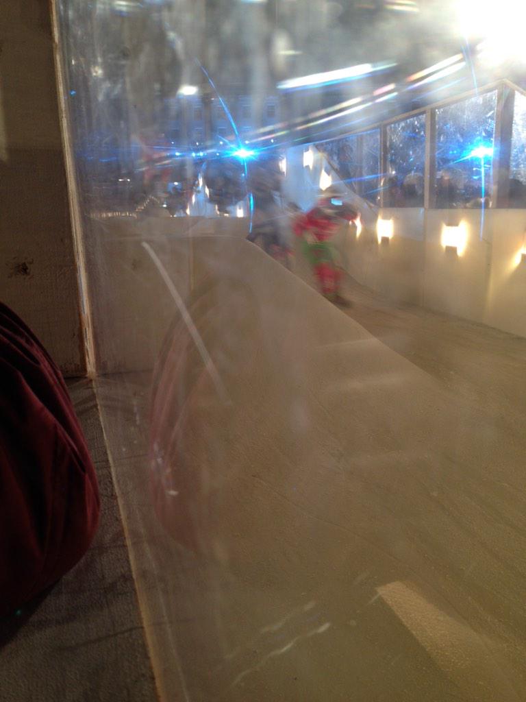 JindaraScott's tweet photo. Crashed ice is immense!! 🎉 http://t.co/B0WNBesyuY