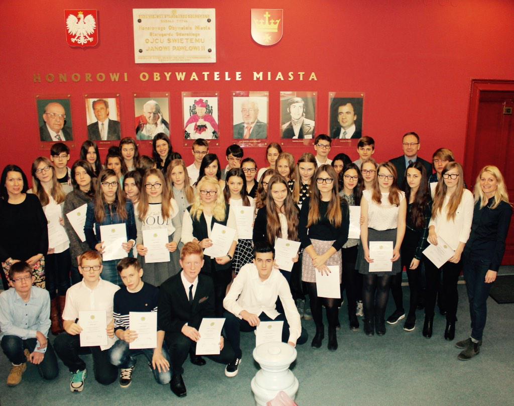 Działamy także pro publico bono, dlatego wyszkoliliśmy 40 mediatorów rówieśniczych w gimnazjach