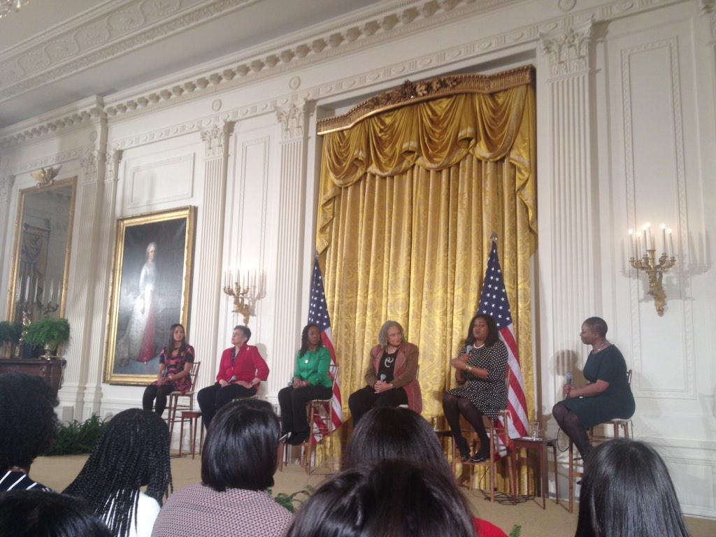 Charreah's tweet photo. Intergenerational activists moderated by @essencemag EIC @Vanessa_KDeLuca http://t.co/BTN6r7g3EU #ESSENCEWhiteHouse http://t.co/mK52LGk0fg