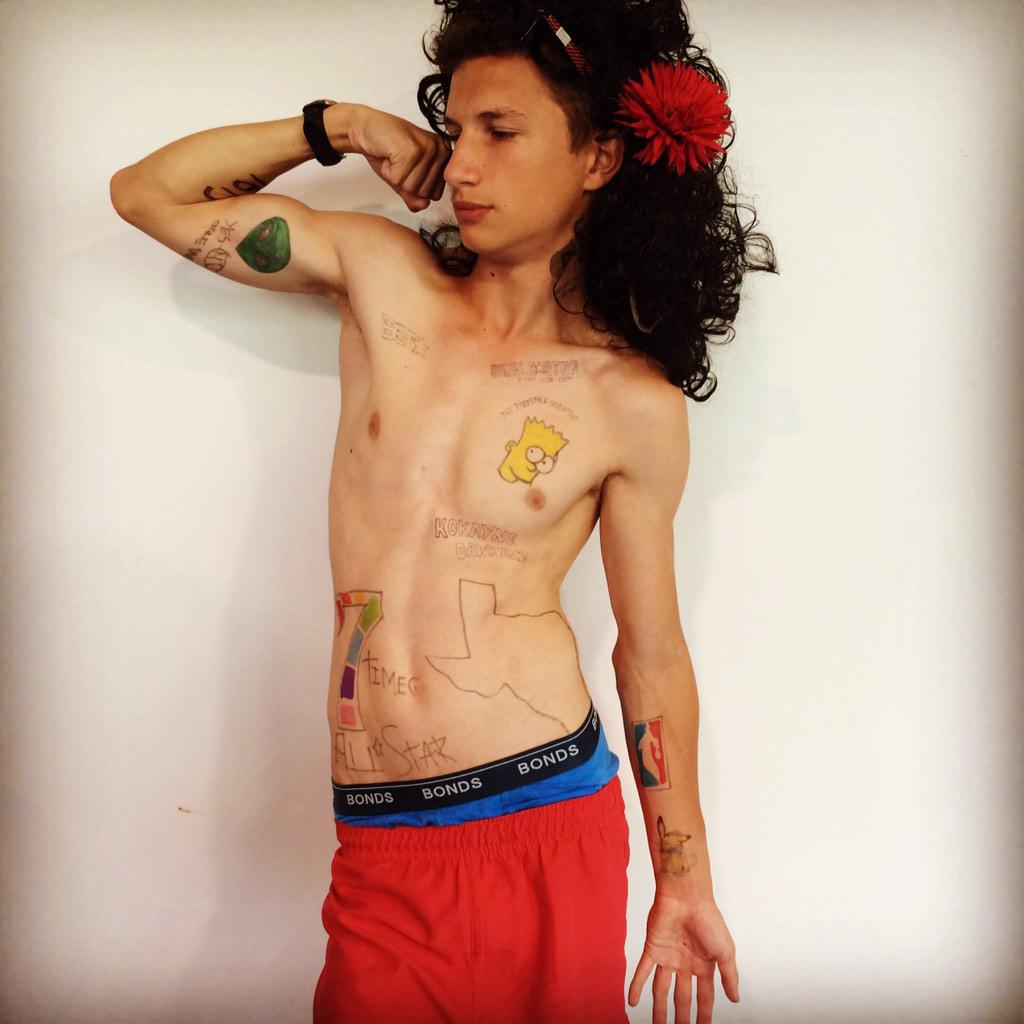 lukeboy990's tweet photo. @JODYHiGHROLLER http://t.co/vvhrJf6zVm