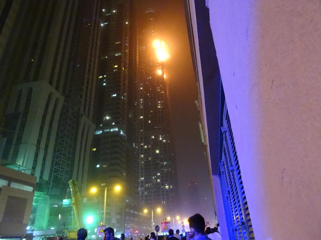 Incendio Dubai Foto Video