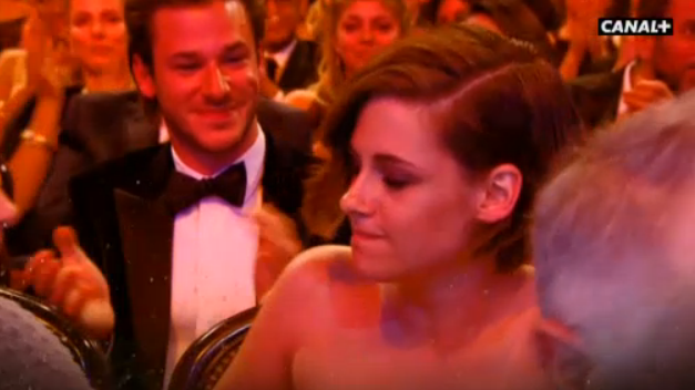 GQ_France's tweet photo. Bim on a bon pour Kristen #CesarGQ http://t.co/syGWUs2iKJ