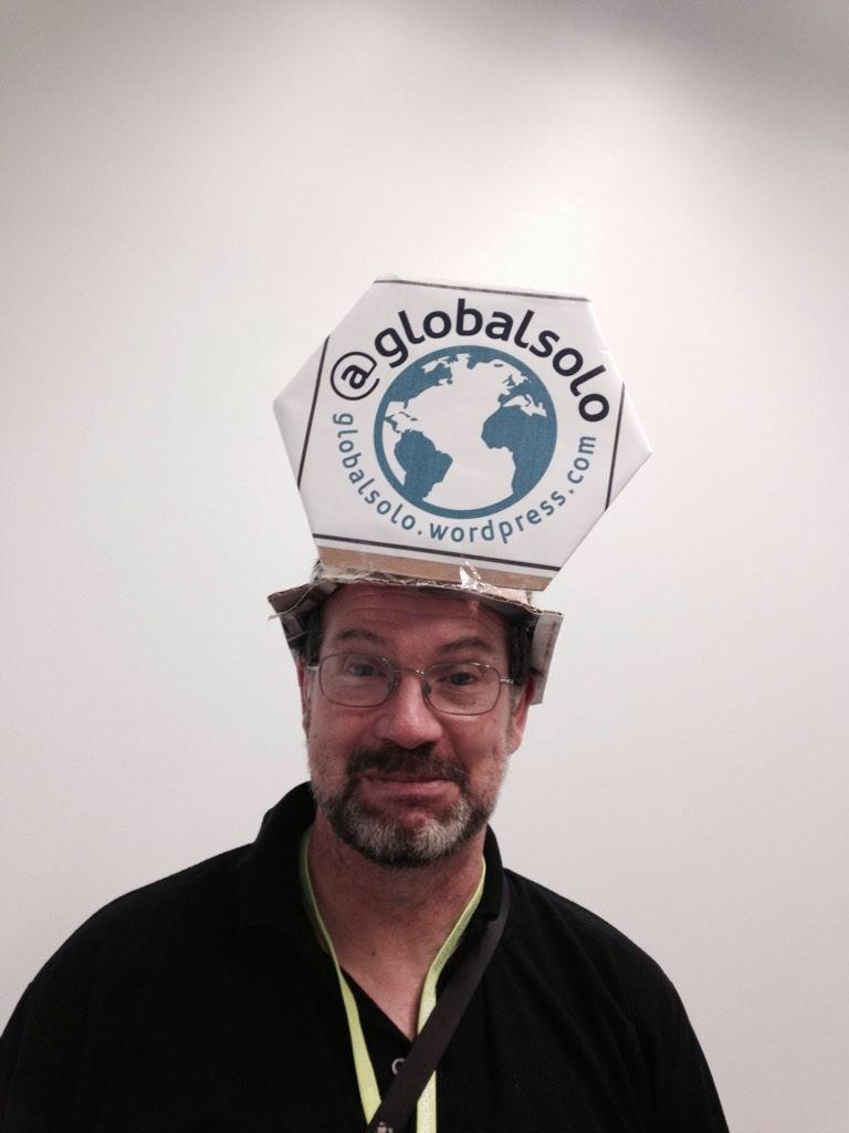 globalsolo's tweet photo. #INZPirED spread the word about #SOLOTaxonomy be visual and engage - hexagons for impromptu teach ins #TLT14 UK Oct http://t.co/PHeblyJocx