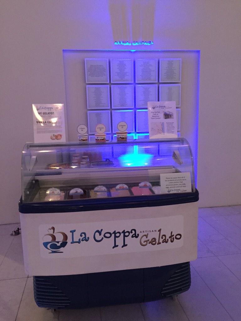 LaCoppaGelato's tweet photo. Come to the @MilwaukeeArt museum tonight from 7 to 11 for food, drinks, and #gelato!  #MAMAfterDark http://t.co/eS3lZYhNL8