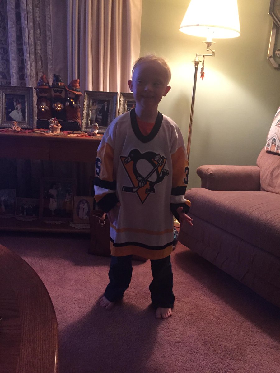 Fiddy14's tweet image. .@penguins Looks like you have selected a winner, but here is my son in my old Barrasso Jersey. #PensJersey #Pens
