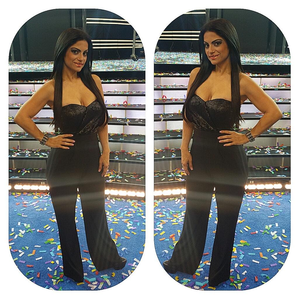 clopez305's tweet photo. Anoche @premiolonuestro2015 #premiolonuestro #pln #pln2015 @americanairlinesarena #lovemypic #lastnight http://t.co/r1sZFAQldQ