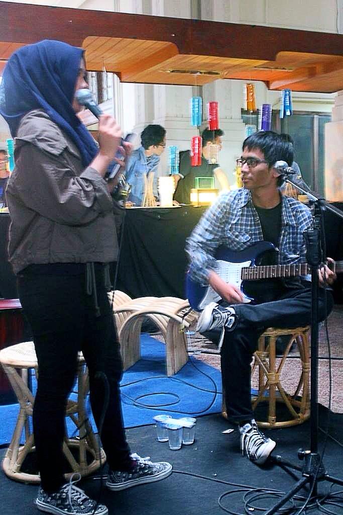 AntiTold's tweet photo. Beranda kemarin http://t.co/Ay3CGlPpt7
