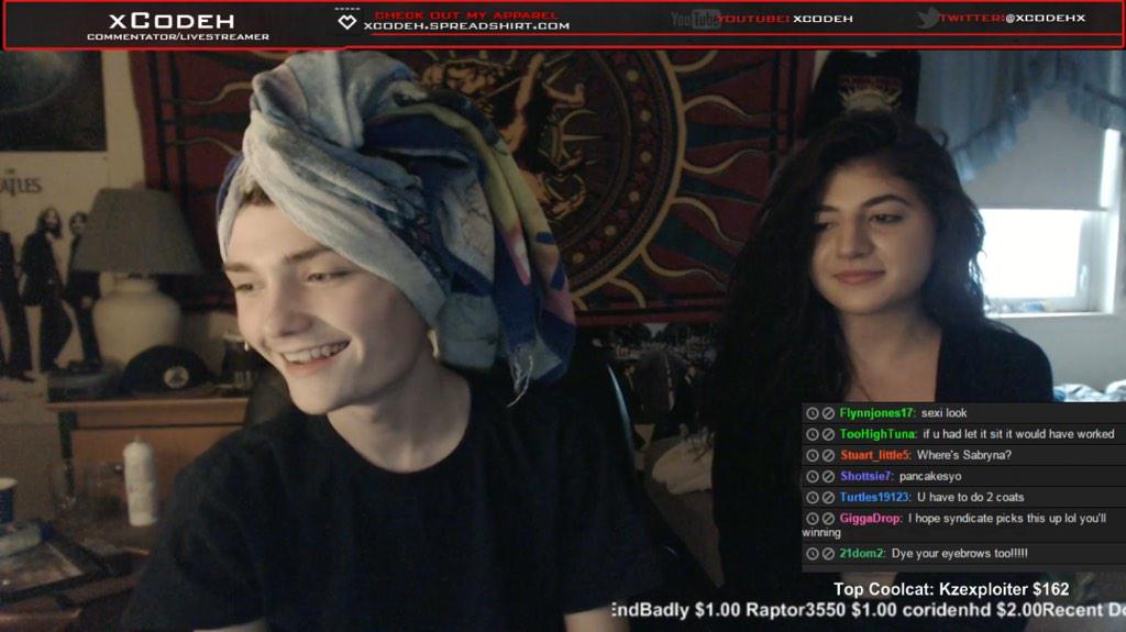 ethan_creedon's tweet image. @xCodehx so i took this screen cap when you died your hair on the stream..and i do not regret it #xcodeh