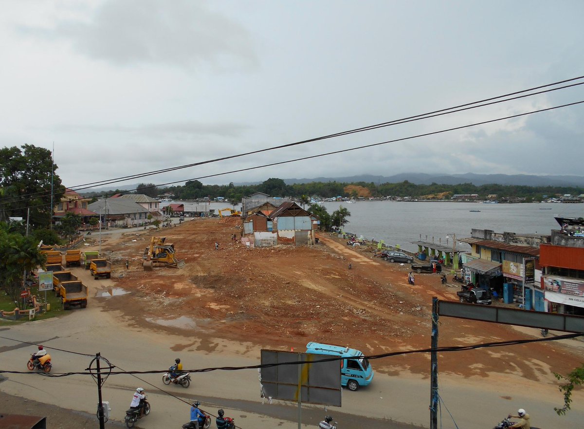 PromoKendari's tweet photo. Selamat pagi menjelang siang Kendari! #SaveKotaLama http://t.co/5qav0N8CAW