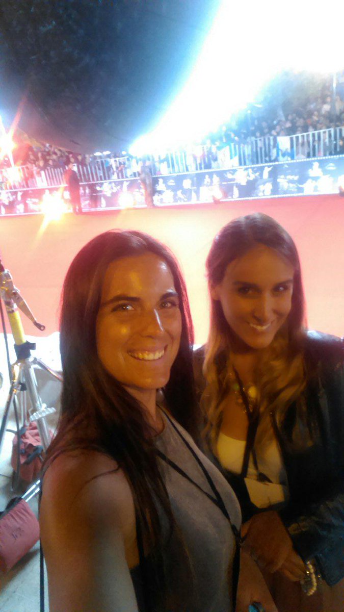 EnjoyCasinos's tweet photo. En primera fila las #cmsontour en la #GalaVina2015 todo pasando en @Enjoy_Vina. #enjoyprendetuverano http://t.co/AllJfeonIk