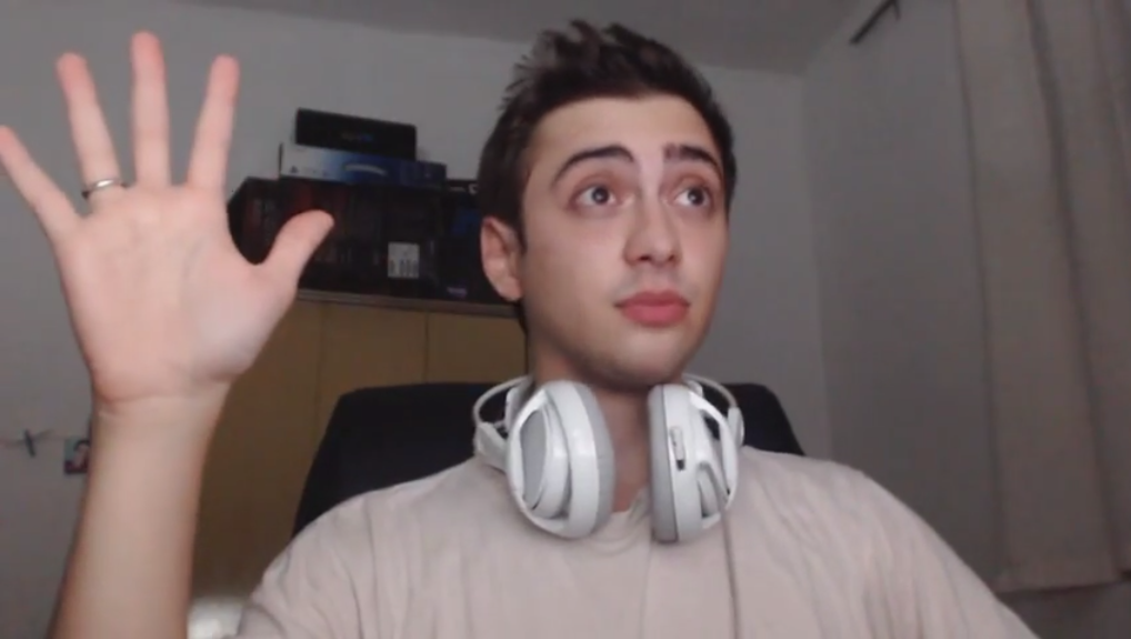 huangzit91's tweet image. quem tá perdida no meio de tanto Alan? #askdesires