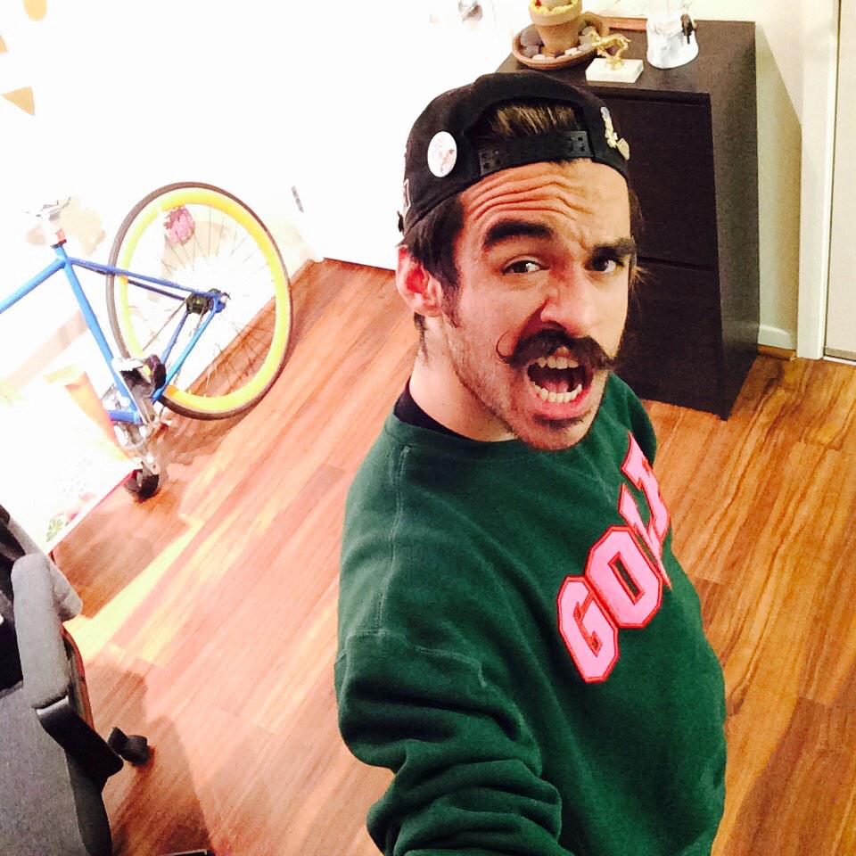 TDUB951's tweet image. Selfie Sticks Are Tight, I'll Say It #anglesfordays