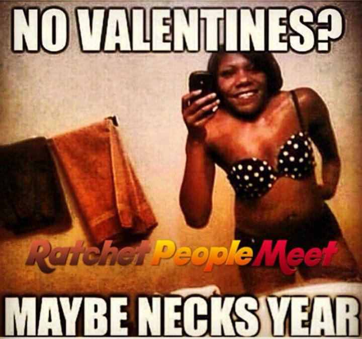 meme201424_key's tweet photo. No neck ...no bra straps...bol😂😂😵 http://t.co/KbCZNHTsyz