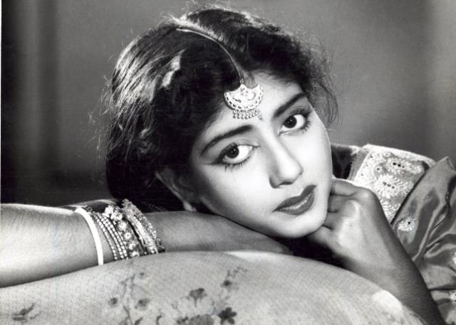 Happy birthday to the evergreen Sabitri Chatterjee... The best Bengali actor with a superb comic timing 