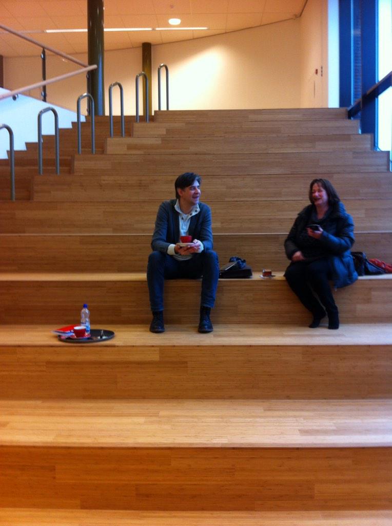 De inrichting van <a href="/BiebWijchen/">Bibliotheek Wijchen</a> wordt gemaakt door <a href="/Chris_Houtsma/">Chris Houtsma</a> ism <a href="/Presspower_nl/">Mariska de Wildt</a> ,@Morisgraffiti  en de denktanks