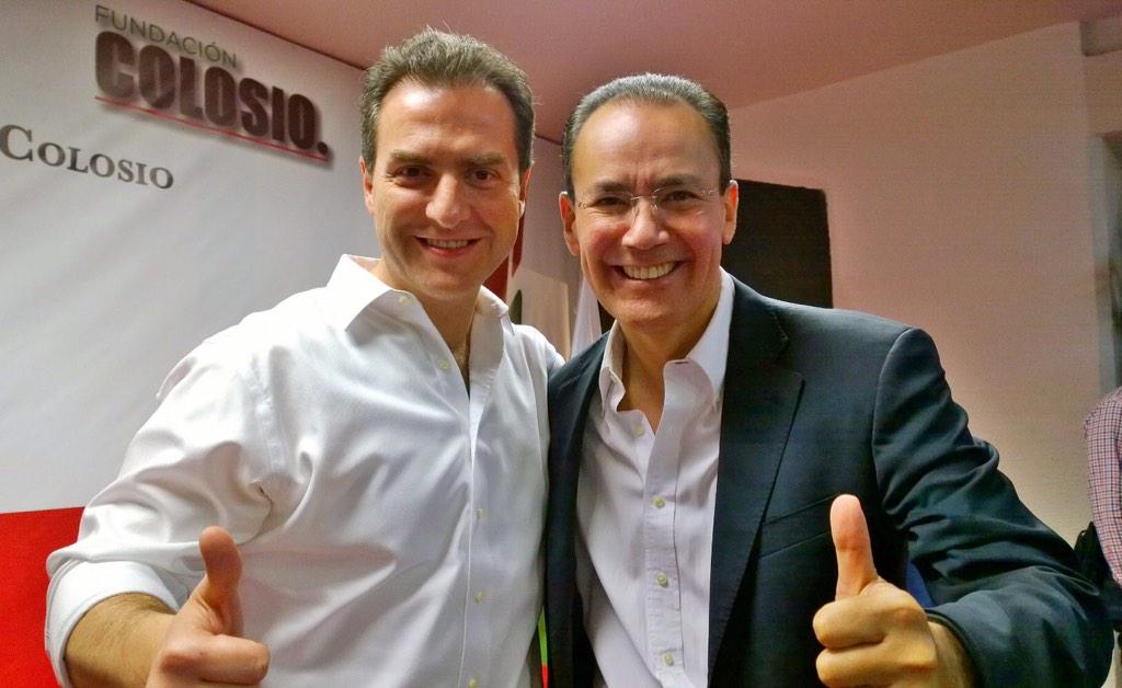 HectorHGutierre's tweet photo. Gustoso de saludar a mi amigo y próximo alcalde de #Monterrey @AdrianDeLaGarza http://t.co/zEiBNusd4B