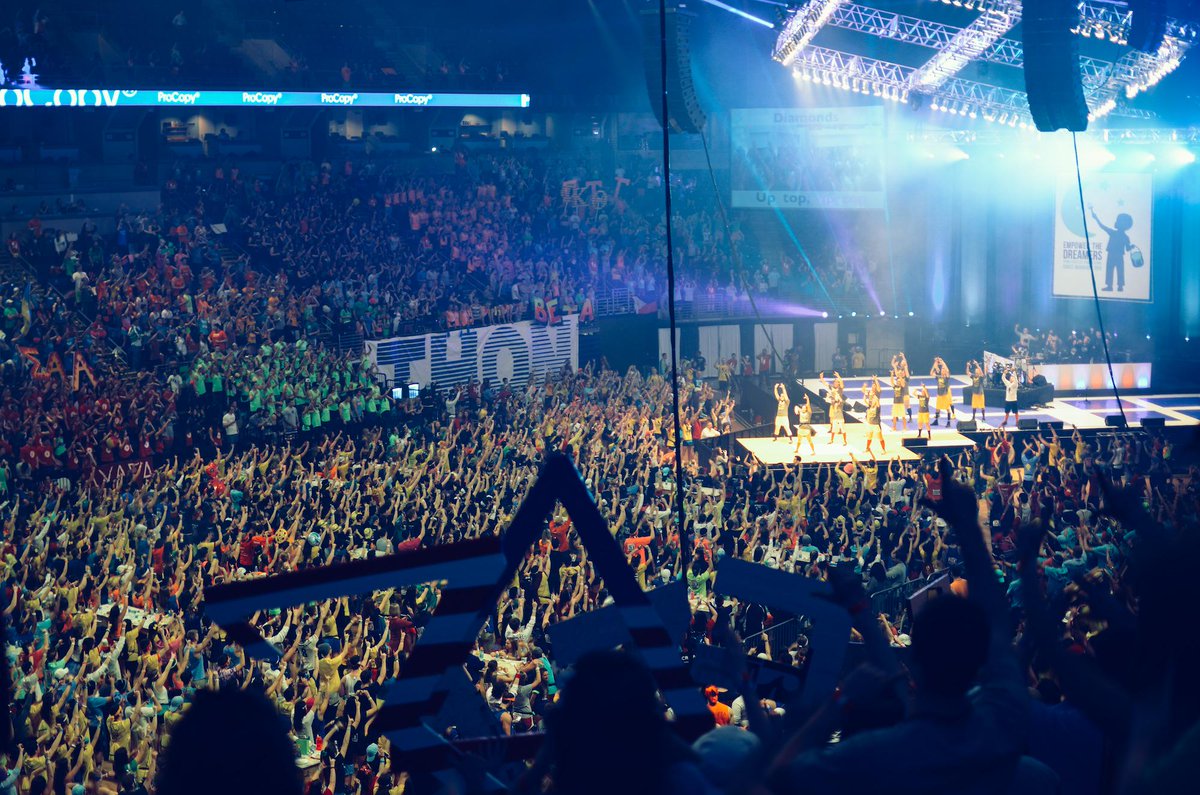 OnwardState's tweet photo. Throw your diamonds up in the air. http://t.co/Xcv3Rlt62o