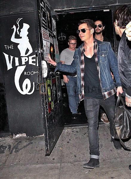 B-WYrvLIUAA1FHO.jpg (439×600)