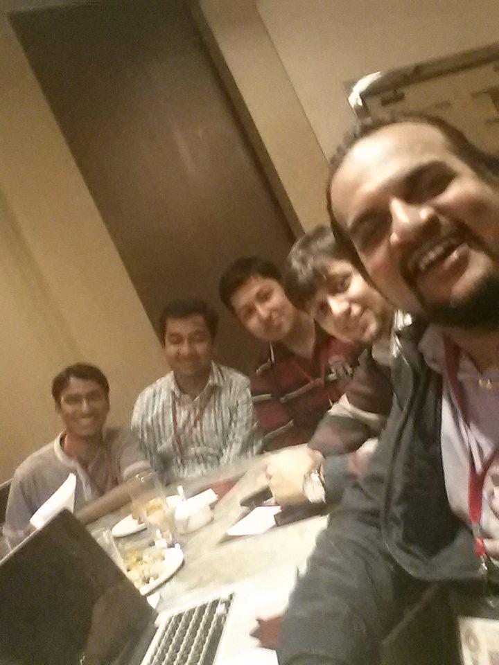 mail2fashion's tweet photo. Glad to meet #JMILUG folks in @hamaralinux conf @jmi_scc #opensource http://t.co/O3bY3ipbX5