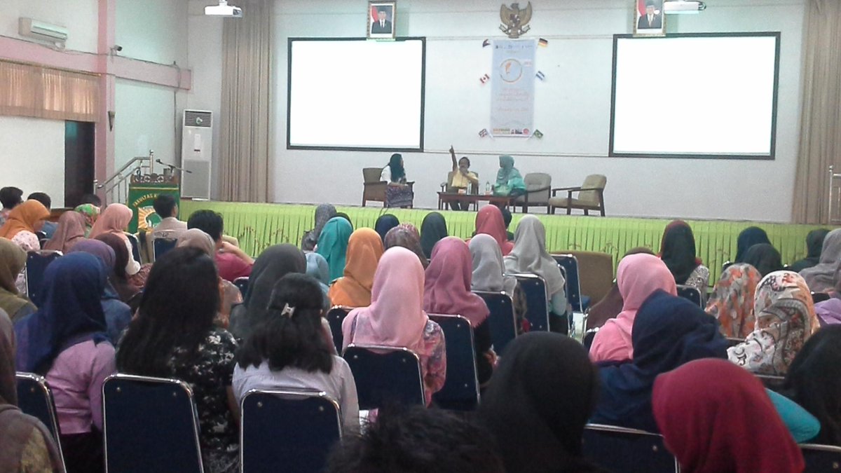And now, talkshow with dr.Erkadius and dr.Hirowati...