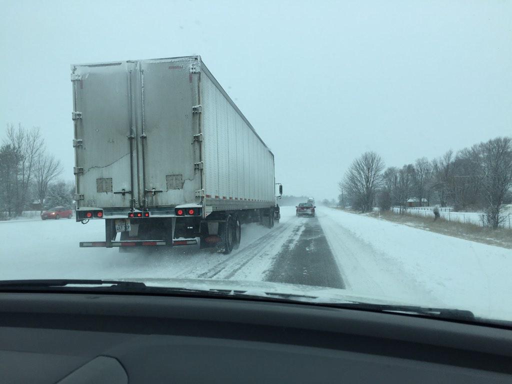CarrieCBlack's tweet image. The @WTHRcom #SnowTeam13 #DriveCam is headed to Hamilton Co. and I-69 where we hear things are bad!