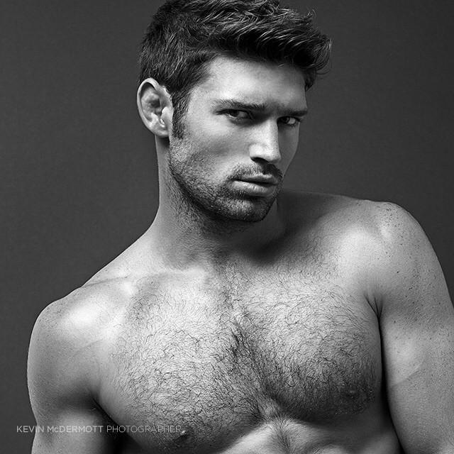 DirtyBulkAlt's tweet photo. Bo #blackandwhite #portrait #perfectchest by kevinmcdnyc. See more at http://t.co/2yM7cNrt07 http://t.co/j8daYavqgE