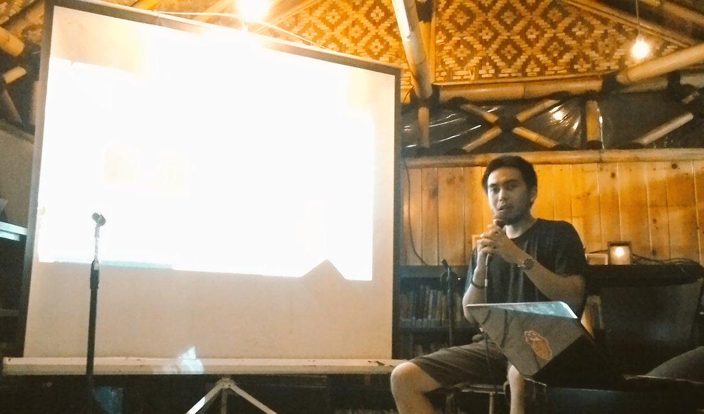 <a href="/irvanind/">Irvan Indrayana</a> sudah memulainya dengan pembahasan mengenai Indonesia Kreatif. #RoomNite jilid 6