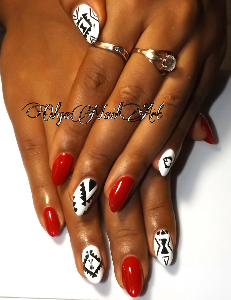 OlgaHalliday's tweet photo. #NailExtension , #manicure , #pedicure , #nailArt , #handDrawnDesign . @TouchPH #nails #nailsportharcourt http://t.co/vsORFZ2a1t