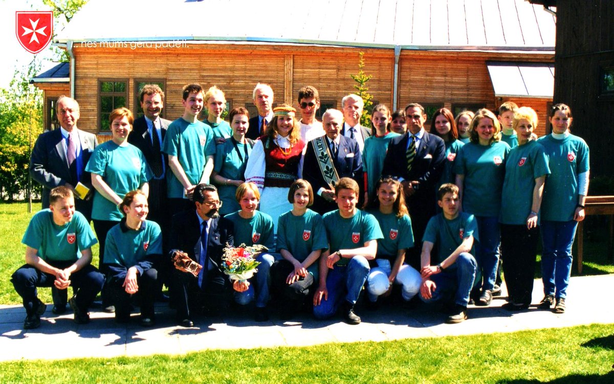 Lithuanian maltesers brought to Rome gratitude and prayers for Fra’ #AndrewBertie  bit.ly/19P4S4n