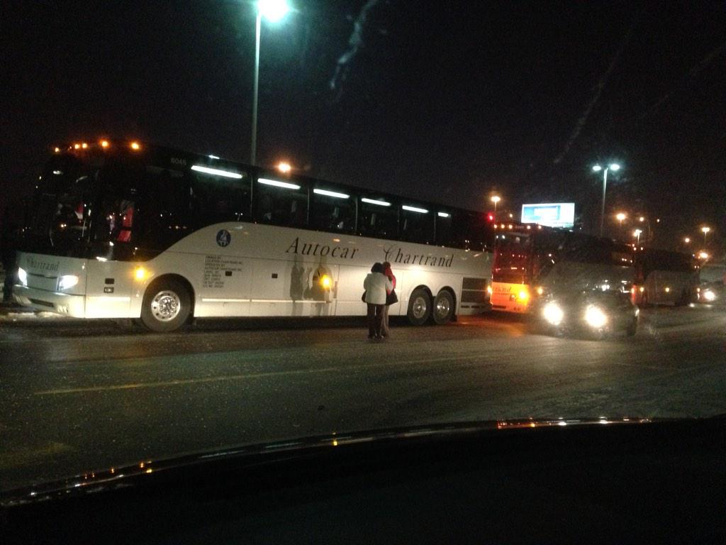 stevenBou's tweet photo. @VeroBeach2015 Off to Spring training. Bon voyage les boys!!! http://t.co/aBBLeXYiyG