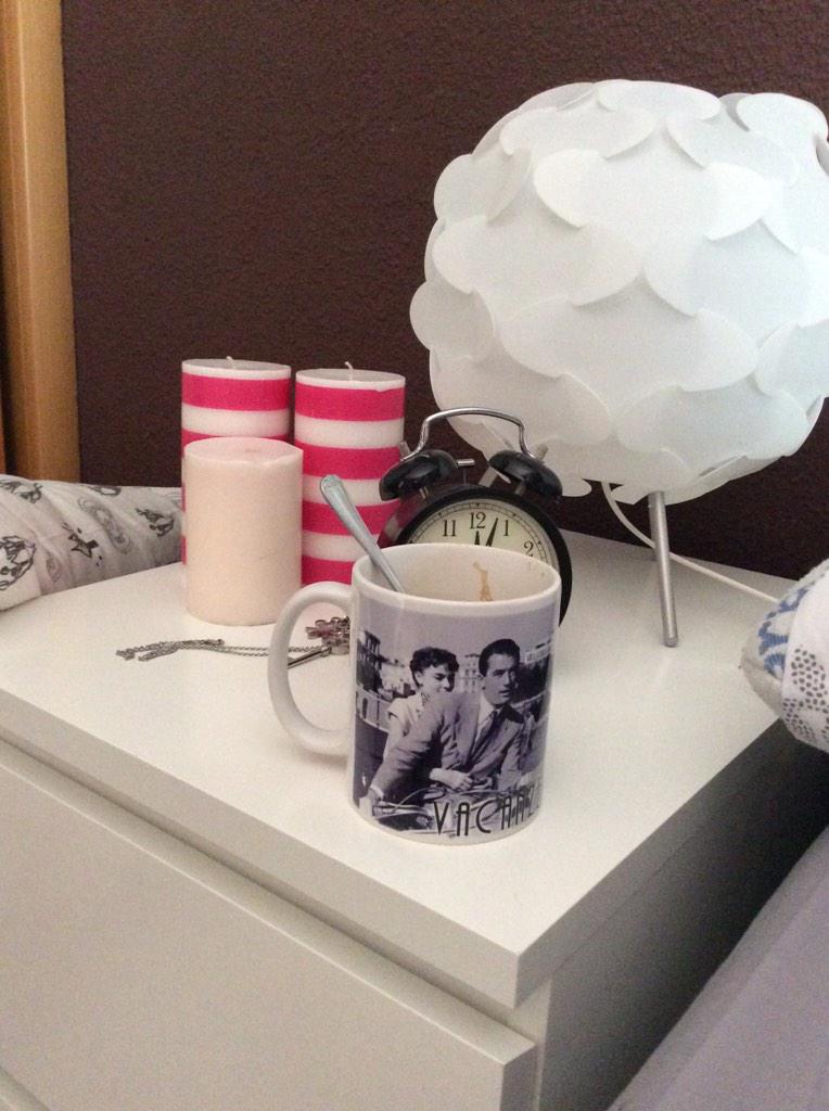Tamadelacalle's tweet photo. El café así sabe mejor... 😊😊 @Carmeengl http://t.co/4G2ejAdDUP
