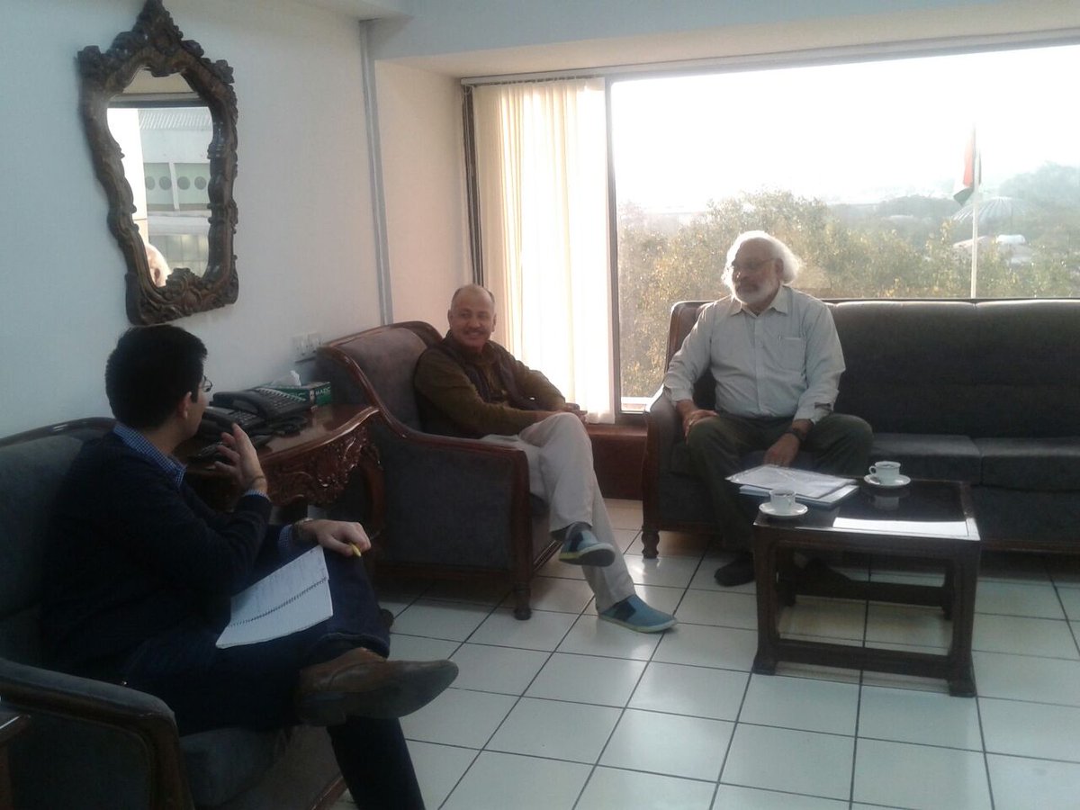 msisodia's tweet photo. Taking some innovative ideas for Delhi Budget. http://t.co/KWpBNl02DV