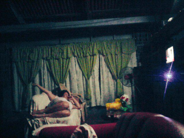 chndns's tweet photo. Look! Mama is addicted to #FatedToLoveYou :) Gaaad. Haha. Perdi ya pa ko. Next is #unforgettablelove β€ #dvdcopy http://t.co/Ao7dfgl80Z
