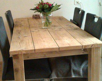 SteigerFactory's tweet image. Weekend! Tijd om lekker lang te TAFEL-en. 
Uiteraard met een mooie tafel van steigerhout-factory.nl  Fijn weekend!