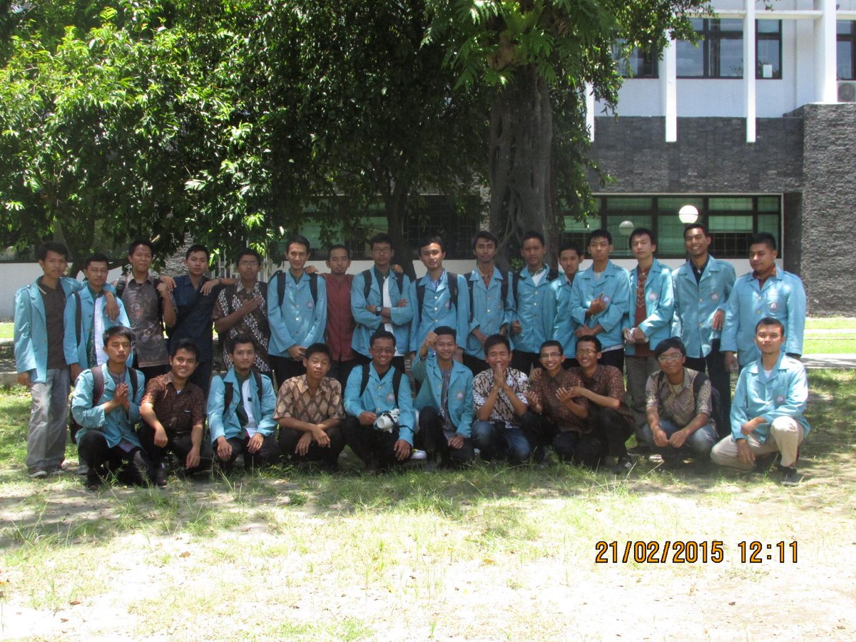 kmmpugm's tweet photo. Alhamdulillah kunjungan silahturahim dng FUSI UNS sudah selesai, semoga tali silahturahmi tidak terputus @fusifpuns http://t.co/FGK2I9ftRK