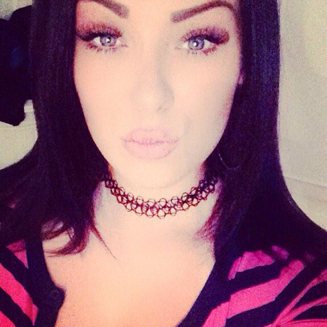 GoddessDarcie's tweet photo. This goddess has been in Dubai paid by her main slave!! I've rinsed him and need a new one! #paypig #goddess #worship http://t.co/KyxM7awN0Y