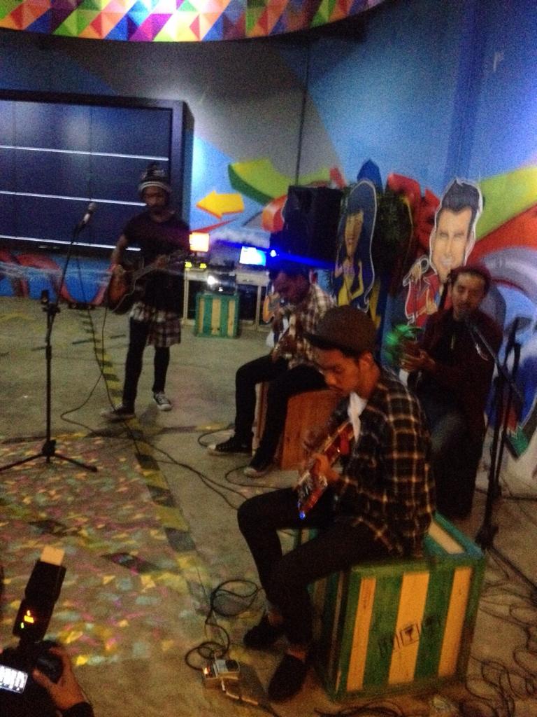 Now perform <a href="/raflescio/">raflescio</a> !