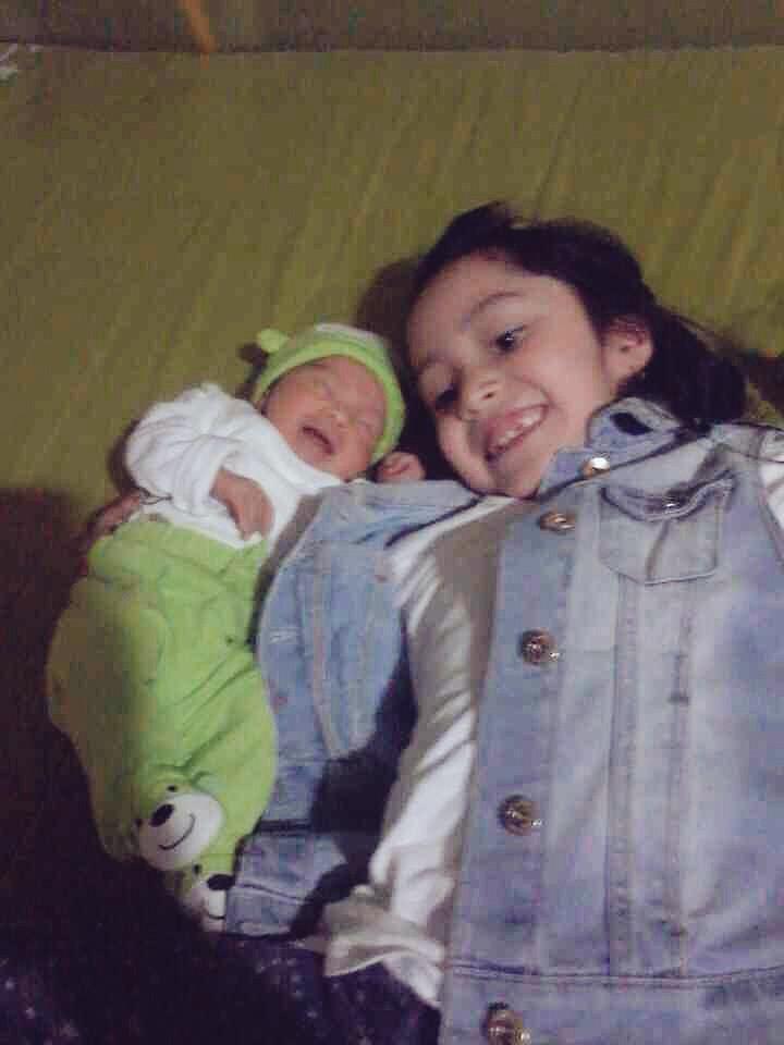 daniela1987pj's tweet photo. Disfrutando de mis hijos 😍 Pau / Juan José http://t.co/ZFvtrCympb