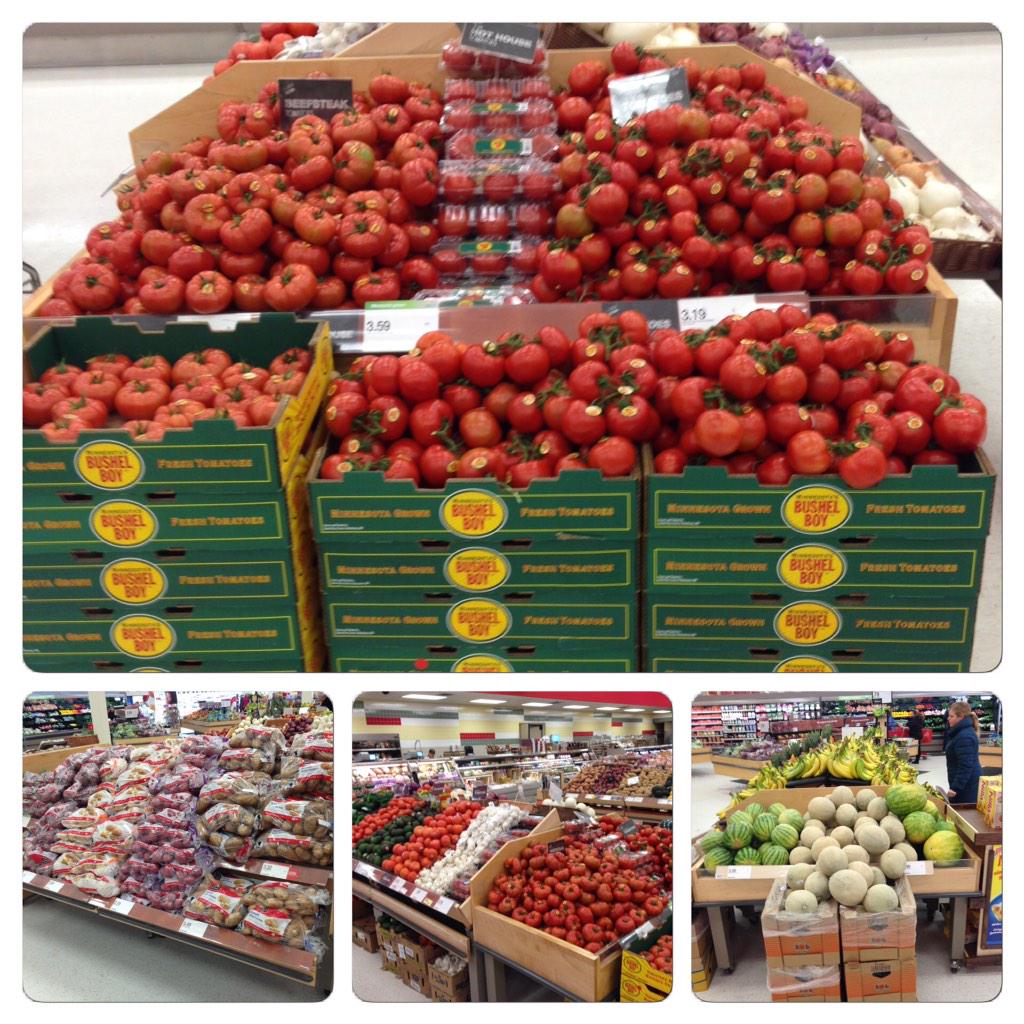schzacj's tweet photo. Is it Saturday Afternoon? Yep! Stop in to #Supergrove for all of your fresh grocery needs! @mikefahey01 @Adam_Reiter http://t.co/f7IGovOV6i