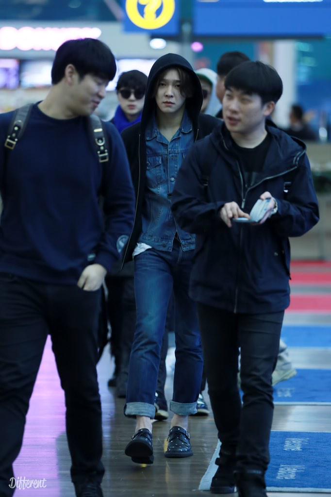 141230 ICN #위너 #WINNER #남태현 #태현 i.imgur.com/ky6Ox3E.jpg