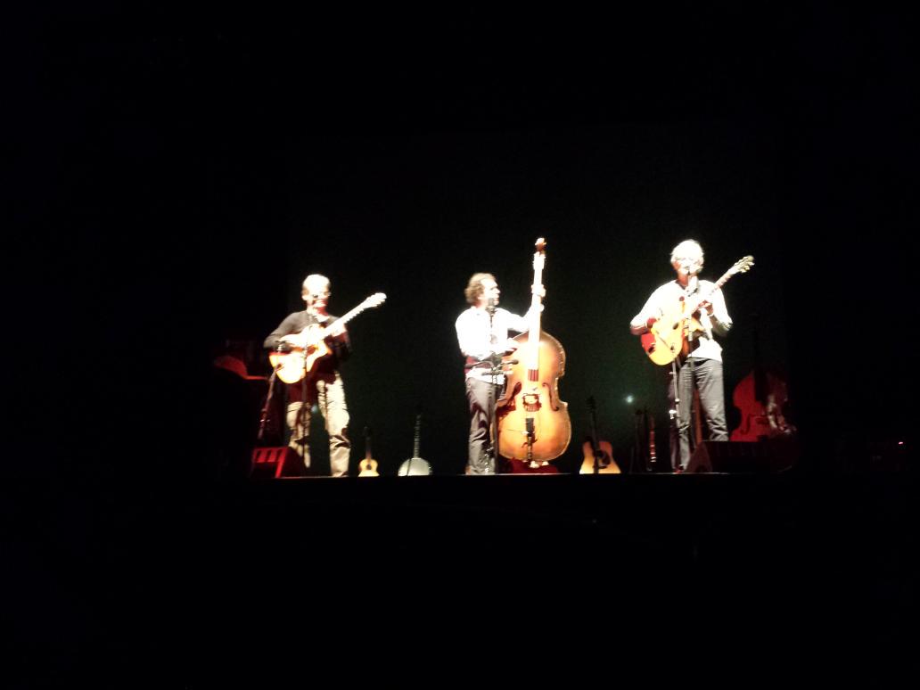 stroatklinkers's tweet photo. Druk aan het soundchecken! Vanavond mogen we weer! Met Trio Kloosterboer. Er zijn nog een aantal kaarten! #molenberg http://t.co/e3N3iPcwbJ