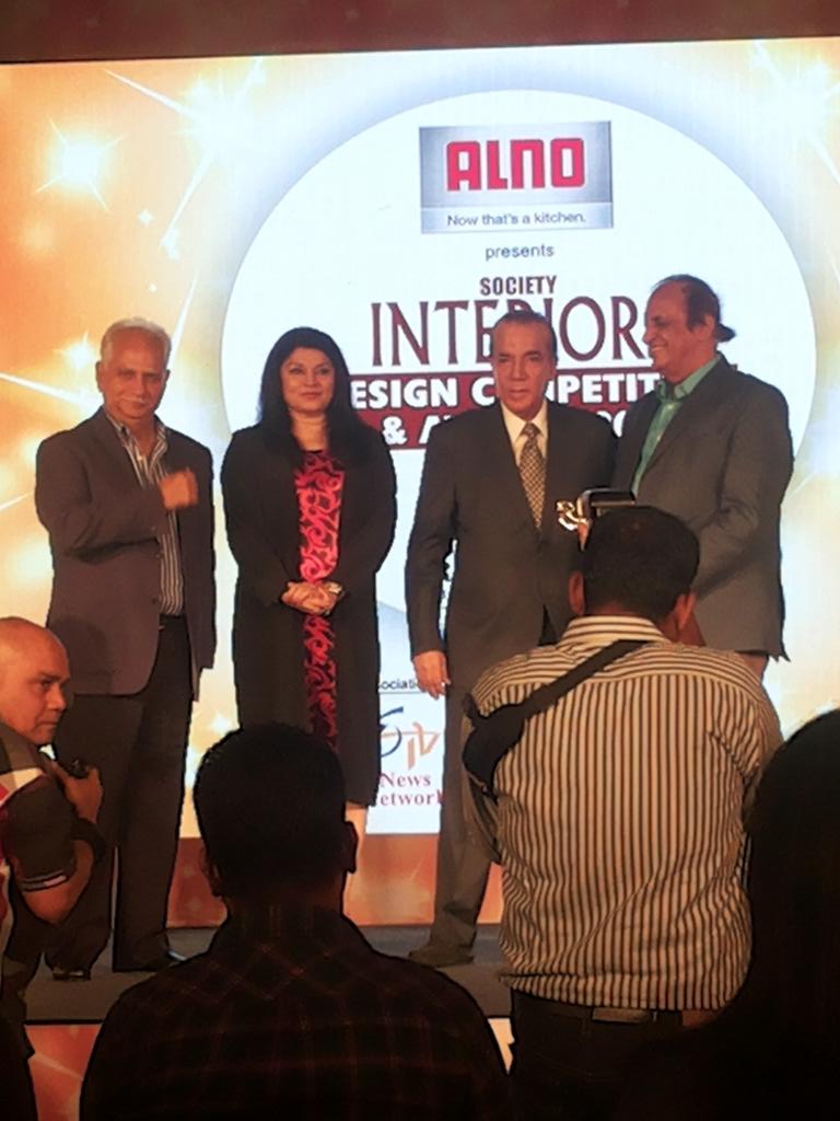 Interiors_Magna's tweet photo. Architect Prem Nath gets the Design Legend Award from Ramesh Sippy, Kiran Juneja and CMD Magna, Nari Hira #SIDCA15 http://t.co/S8JNF9oqEg