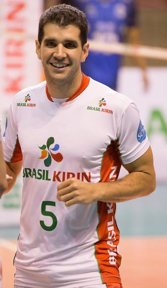 Sandrovolei_FC's tweet photo. Vamos lá Galera !!! Hoje tem @VoleiBRKirin ás 21:30 #vaiBrasilkirin #GoSandro http://t.co/NSMKsz4yVT