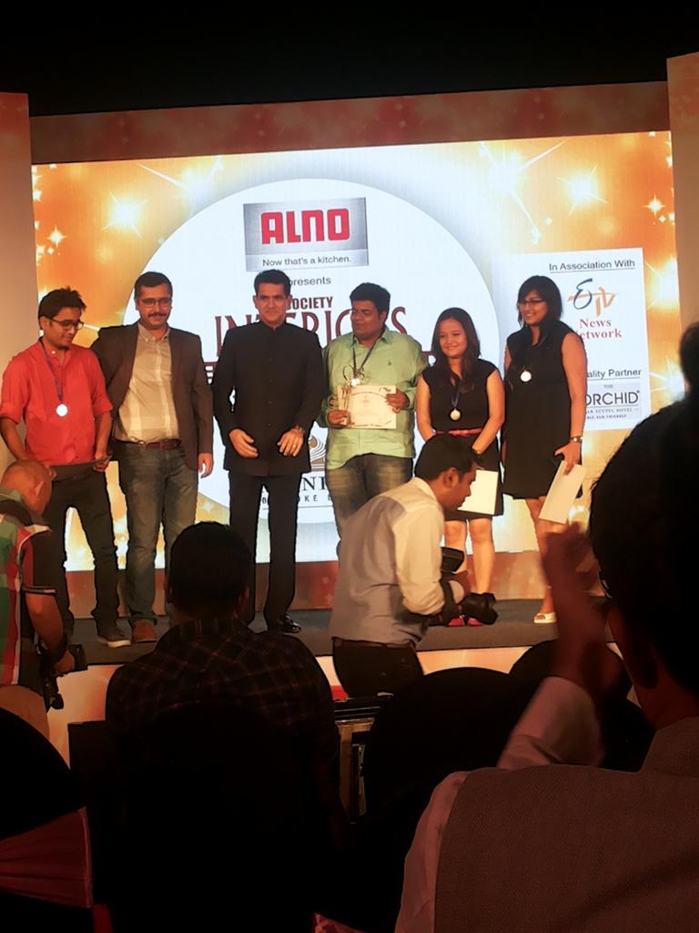 Interiors_Magna's tweet photo. Students of Glamour School of Fashion and Interior Kolkata win 2nd prize at #SIDCA15 from Omung Kumar &amp; Manish Dixit http://t.co/4N7tZvUkhw