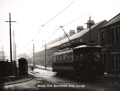 SalvageUK's tweet image. RT @mccartneysyard: large quantity of cast iron finials from @Newcastle tram line on Scotswood road see @SalvageUK