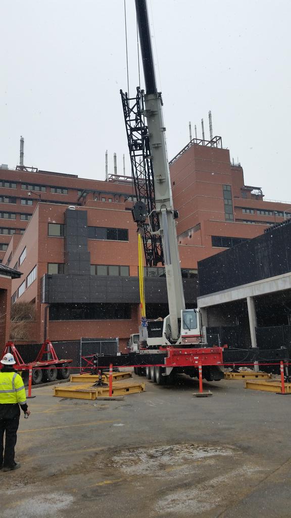 USErectors's tweet photo. Cranes all set up for Iowa City  VA job http://t.co/TxrmRjCpc3