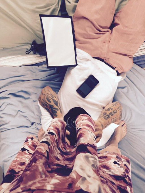 Just an average day of pussy shots @TeamSkeet http://t.co/QMidlJ3sDa<a class="tags" href="/tag/teamskeet">@teamskeet</a><a href="/tag/pornhusband"class="tags"><span>#pornhusband</span></a>