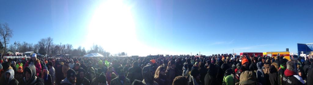 evan_janco's tweet photo. Another beautiful day for the perch extravaganza on mille lacs lake! http://t.co/Wa44yw4gNx