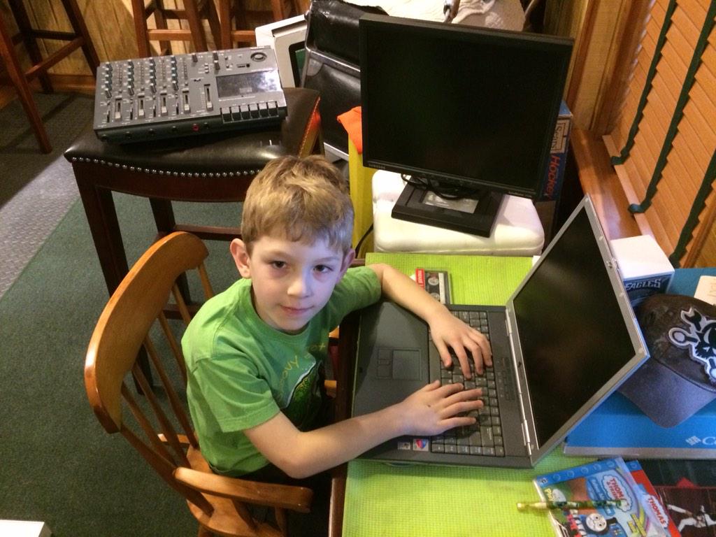 shinetastic17's tweet image. The mind of a six year old.#futuremogul